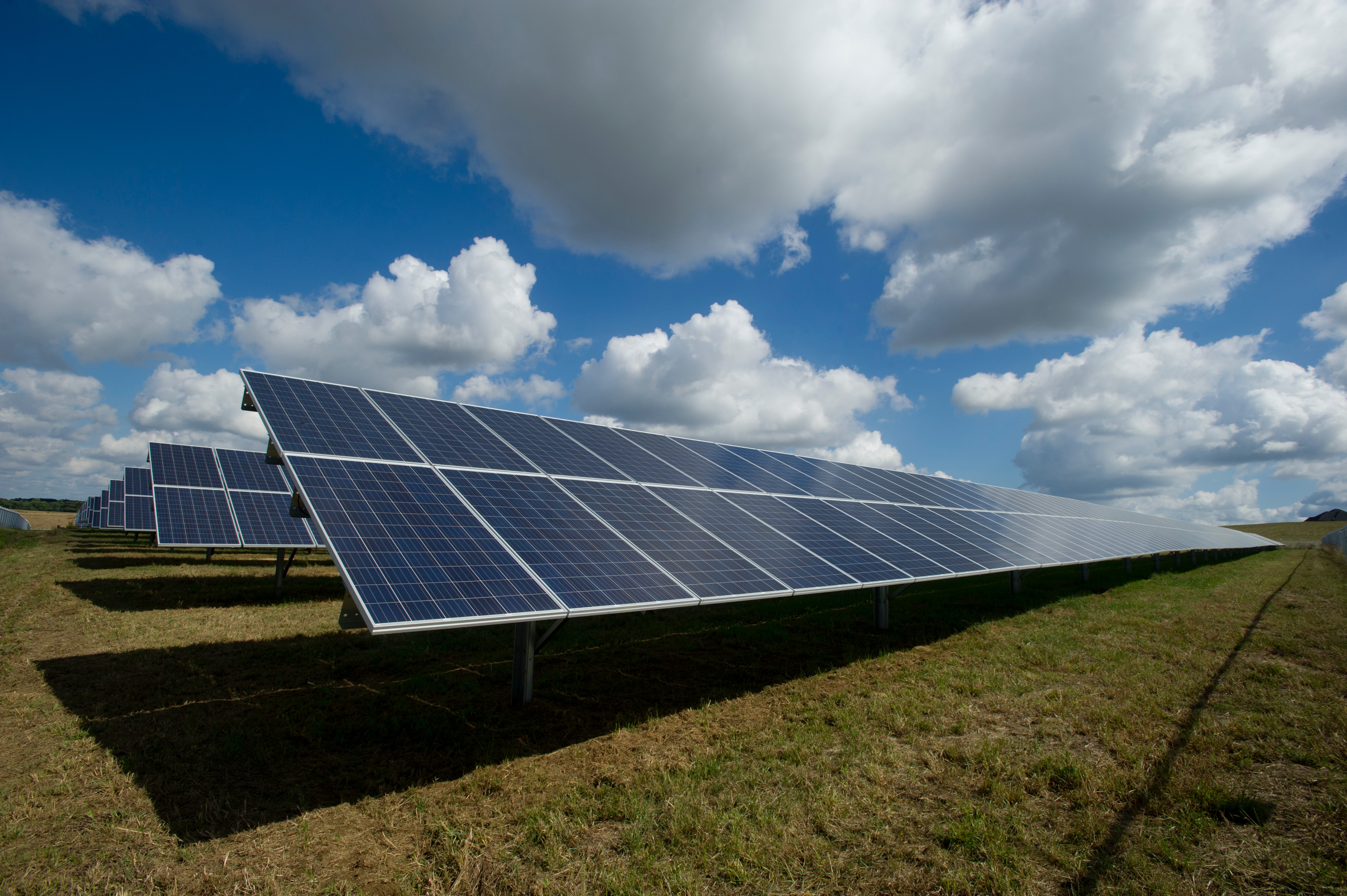 PRAXI con Intesa Sanpaolo nel finanziamento di 7 impianti fotovoltaici della danese Obton in Basilicata